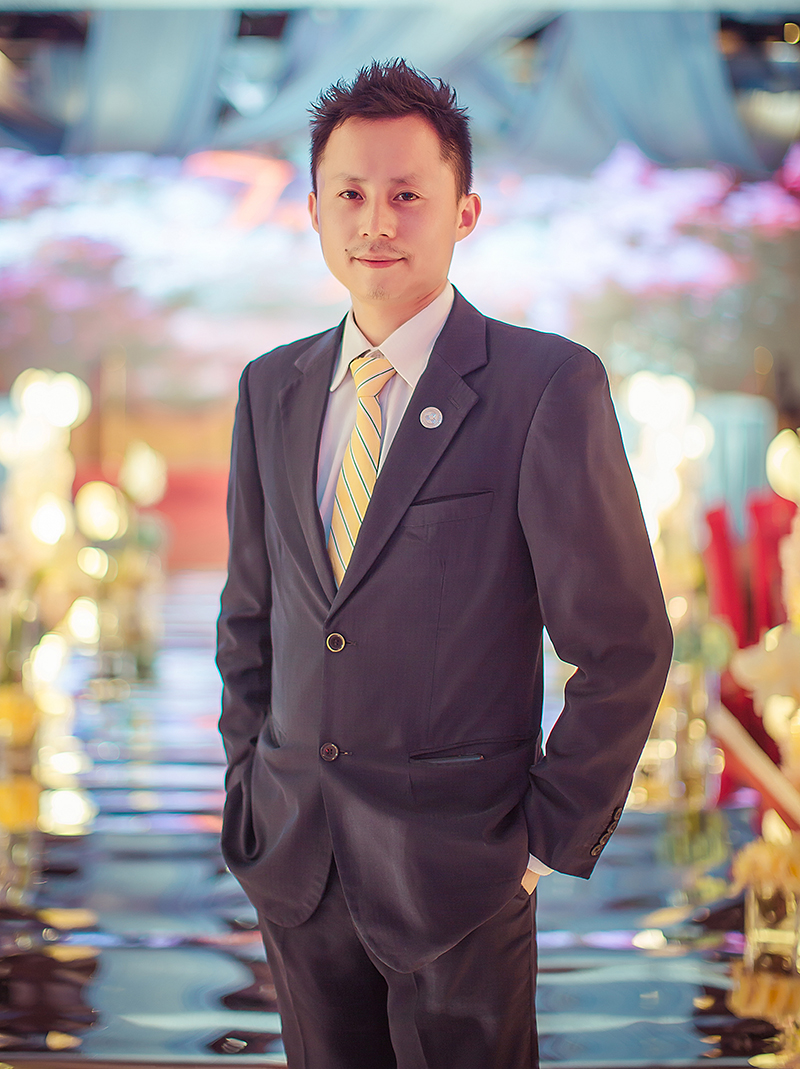 罗俊琪：架设酒家内外沟通桥梁
